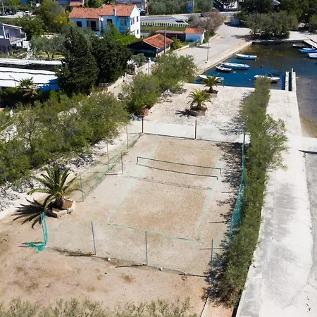 Camping Sukosan Beach Parque de Campismo