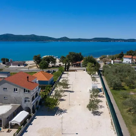 Parque de Campismo Camping Sukosan Beach