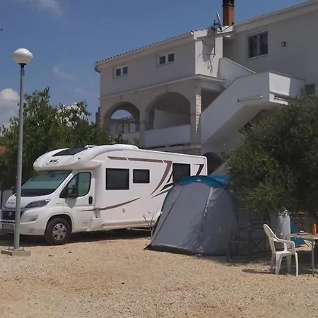 Camping Sukosan Beach