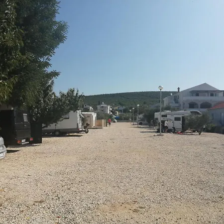 Camping Sukosan Beach Campsite