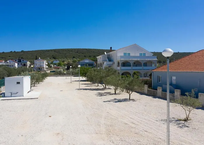 Camping Sukosan Beach Kamp alanı