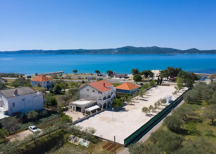 Camping Sukosan Beach *