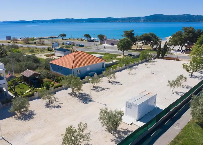 Camping Sukosan Beach