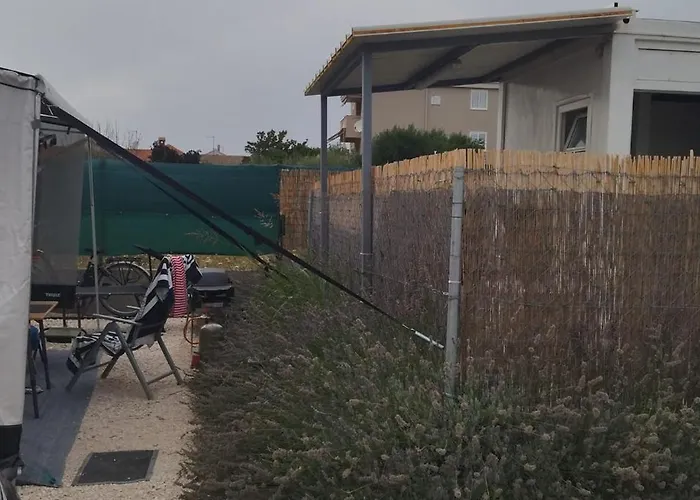 אתר קמפינג Camping Sukosan Beach Sukošan